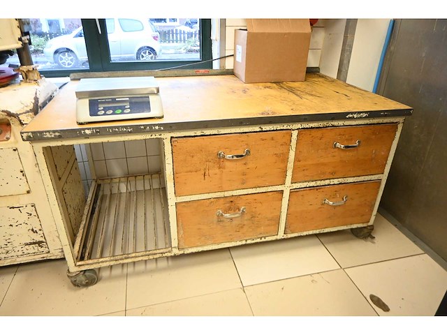 Spronk mobiele grondstoffen werkbank - afbeelding 1 van  6