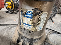 Spuit - overige beton toebehoren - afbeelding 1 van  2