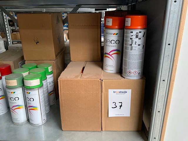 Spuitbussen (133x) - afbeelding 2 van  4