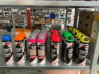 Spuitbussen (133x) - afbeelding 4 van  4