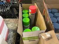 Spuitbussen verf en epoxyhars - afbeelding 8 van  8