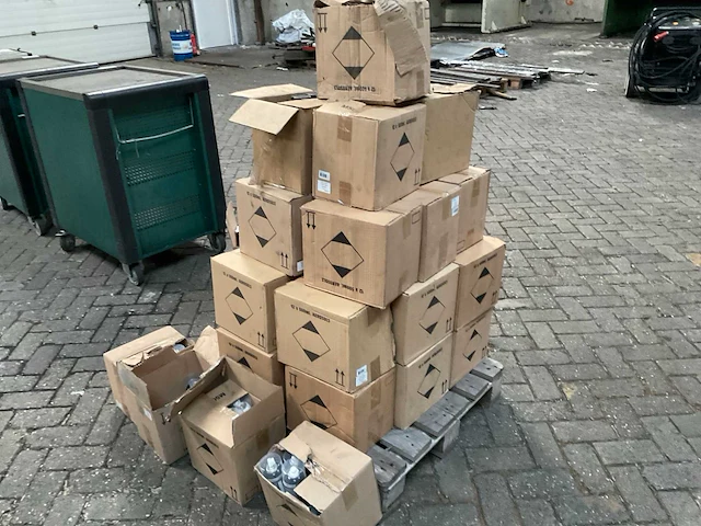 Spuitbussen - afbeelding 3 van  8