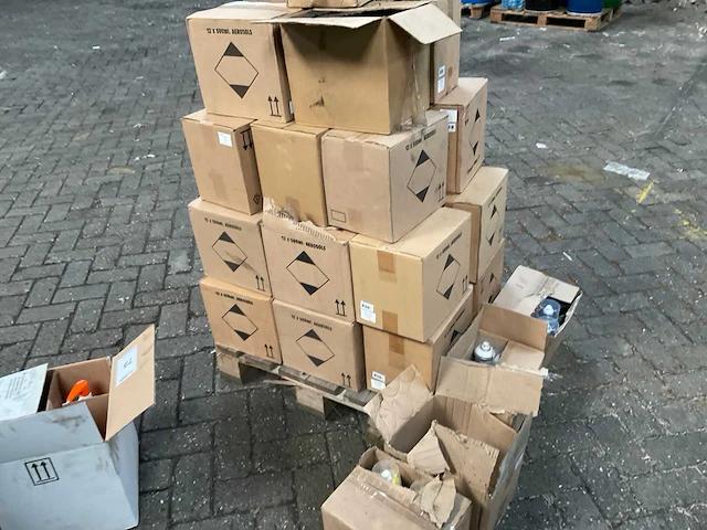 Spuitbussen - afbeelding 4 van  8