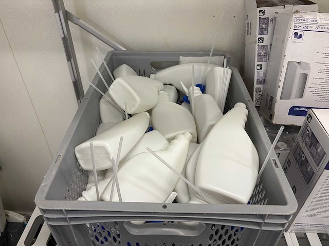 Spuitfles (18x) - afbeelding 1 van  2