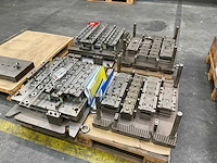 Spuitgietmatrijs (4x) - afbeelding 1 van  10