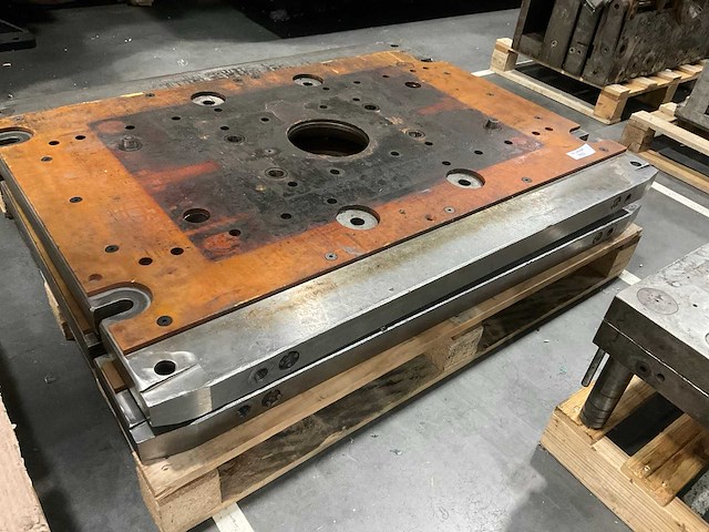 Spuitgietmatrijs delen - afbeelding 5 van  6