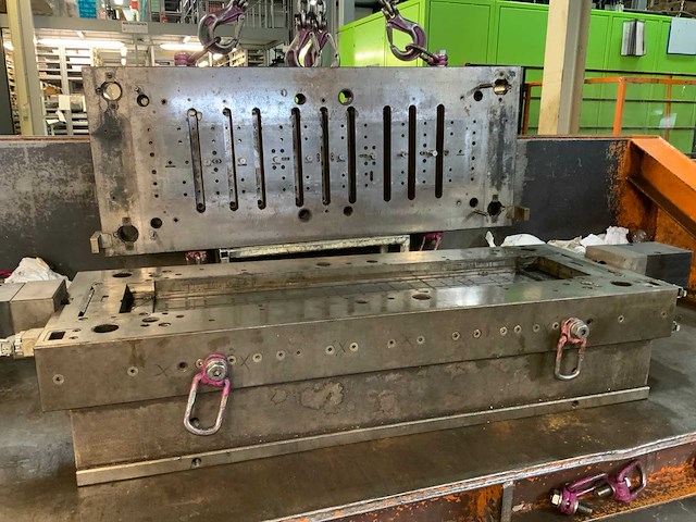 Spuitgietmatrijs huis - afbeelding 3 van  5