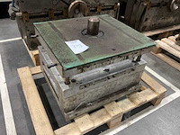 Spuitgietmatrijs huis - afbeelding 1 van  4