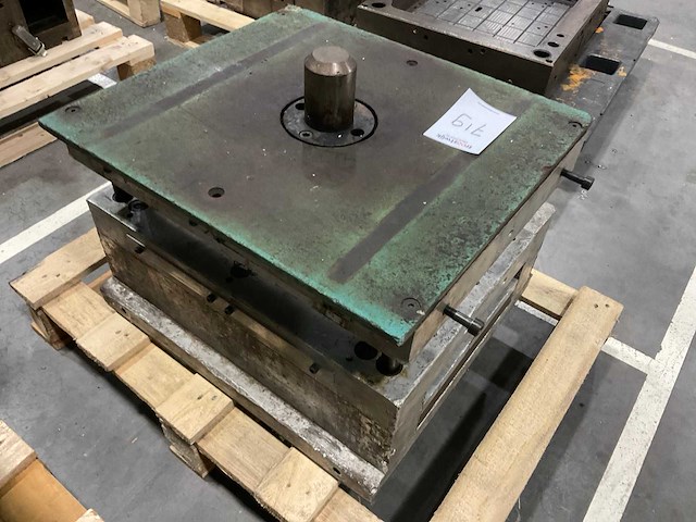 Spuitgietmatrijs huis - afbeelding 4 van  4