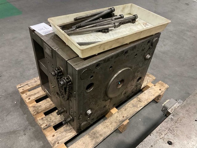 Spuitgietmatrijs huis - afbeelding 2 van  4