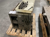 Spuitgietmatrijs huis - afbeelding 3 van  4