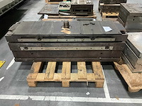 Spuitgietmatrijs huis - afbeelding 2 van  4