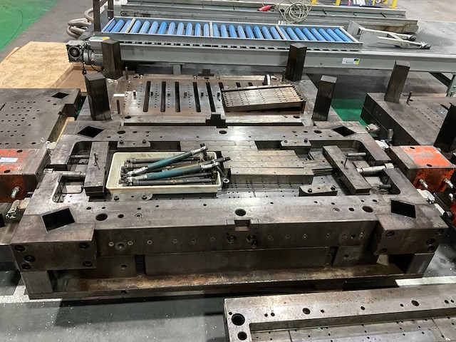 Spuitgietmatrijs - afbeelding 2 van  3