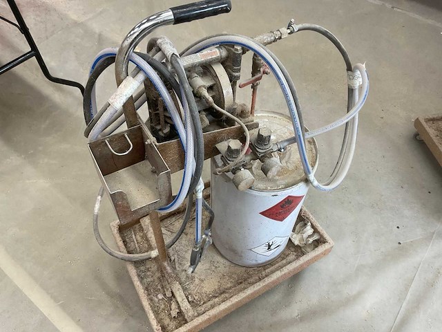 Spuitlijmmachine - afbeelding 1 van  7