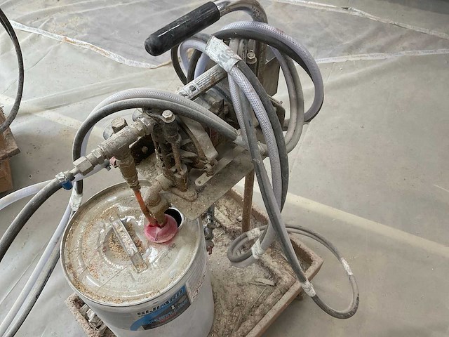 Spuitlijmmachine - afbeelding 5 van  7