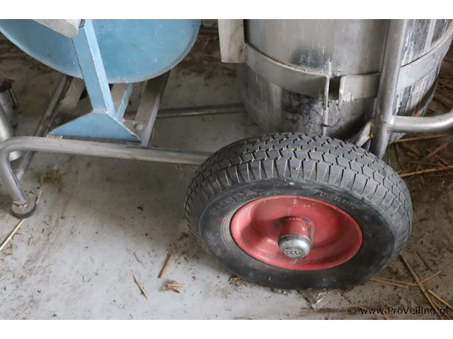 Spuitmachine v.v. airpress compressor type h200/6, tank & verlengkabelhaspel - afbeelding 2 van  11