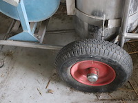 Spuitmachine v.v. airpress compressor type h200/6, tank & verlengkabelhaspel - afbeelding 2 van  11