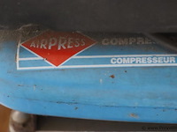 Spuitmachine v.v. airpress compressor type h200/6, tank & verlengkabelhaspel - afbeelding 8 van  11