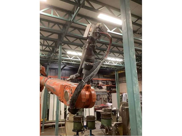 Spuitrobot - afbeelding 5 van  10