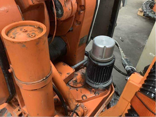 Spuitrobot - afbeelding 8 van  10