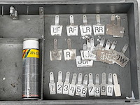 Spuitsjabloonset letters & cijfers - afbeelding 3 van  3