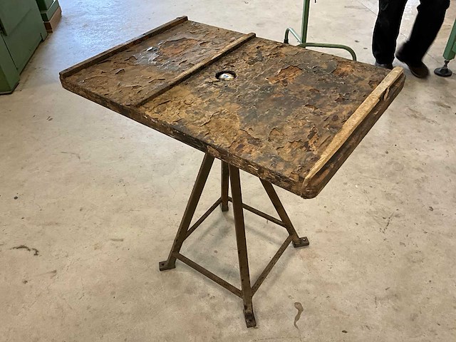 Spuittafel - afbeelding 3 van  4