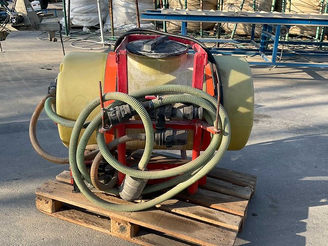 Spuittank - afbeelding 2 van  4