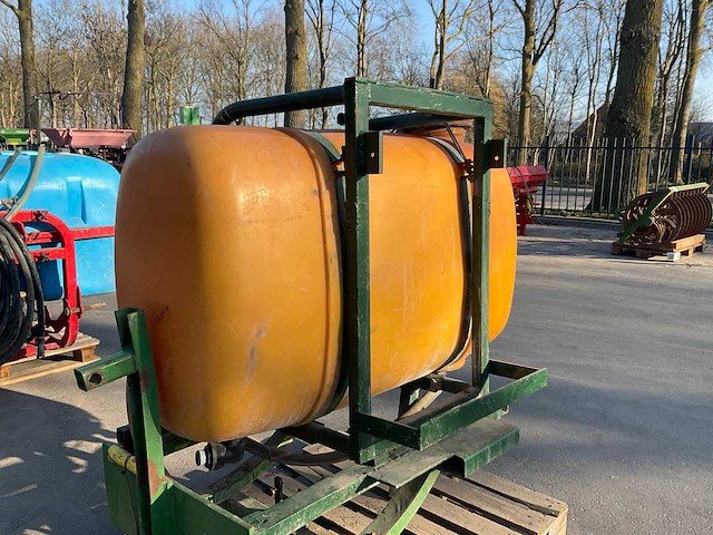 Spuittank - afbeelding 3 van  4