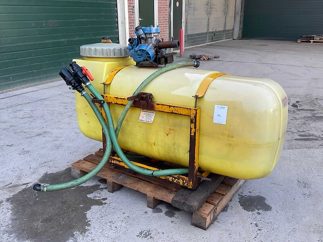 Spuittank - afbeelding 2 van  5