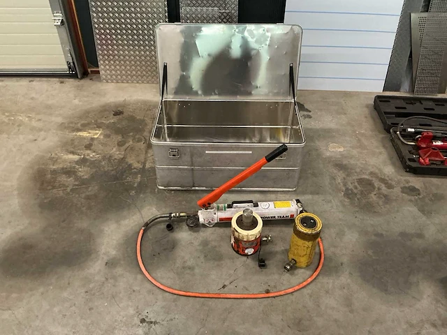 Spx power team hydraulische pers - afbeelding 1 van  13