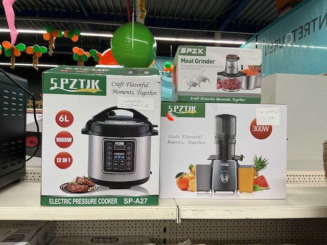 Spztjk hakmolen, sap centrifuge en snelkookpan (3x) - afbeelding 1 van  5