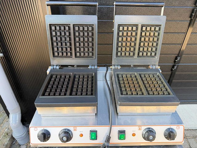 Square - waffle baker - grill- en bakplaat - afbeelding 1 van  5