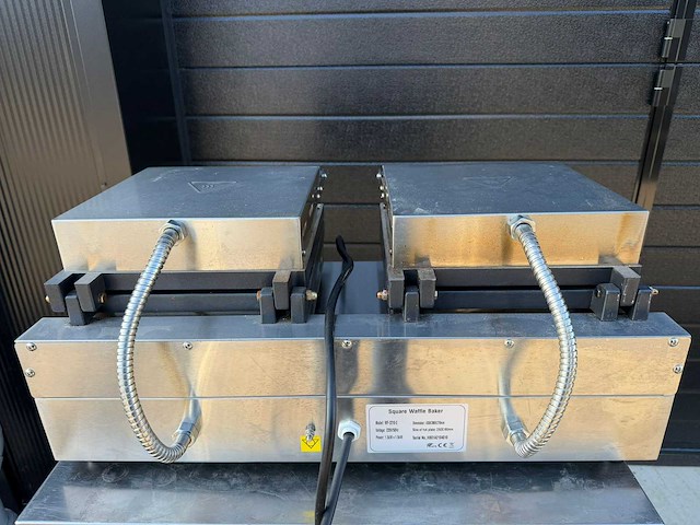 Square - waffle baker - grill- en bakplaat - afbeelding 3 van  5