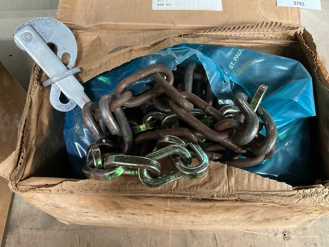 Square tire chain - afbeelding 1 van  3