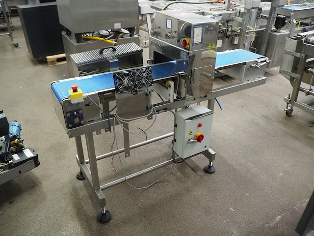 Square - afbeelding 6 van  12