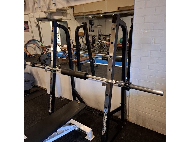 Squatrek met halterrek en fitnessbank o.a. powerhouse - afbeelding 13 van  15