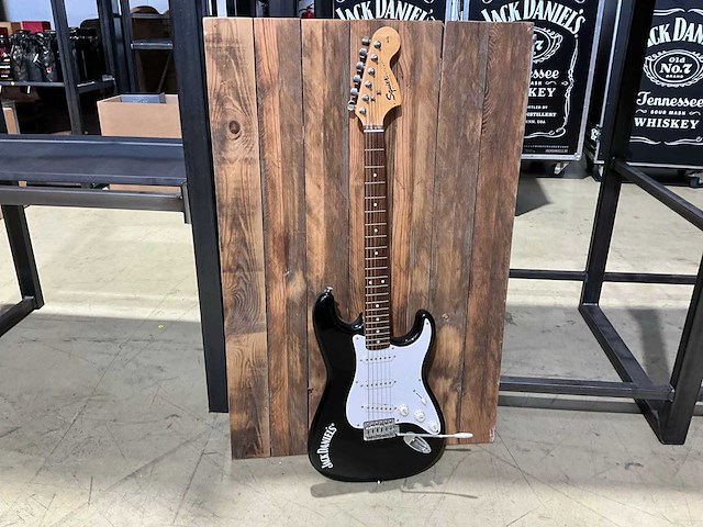 Squier jack daniels fender stratocaster gitaar elektrisch - afbeelding 1 van  5