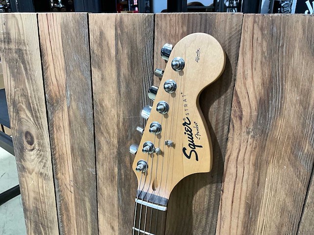 Squier jack daniels stratocaster gitaar elektrisch - afbeelding 3 van  6