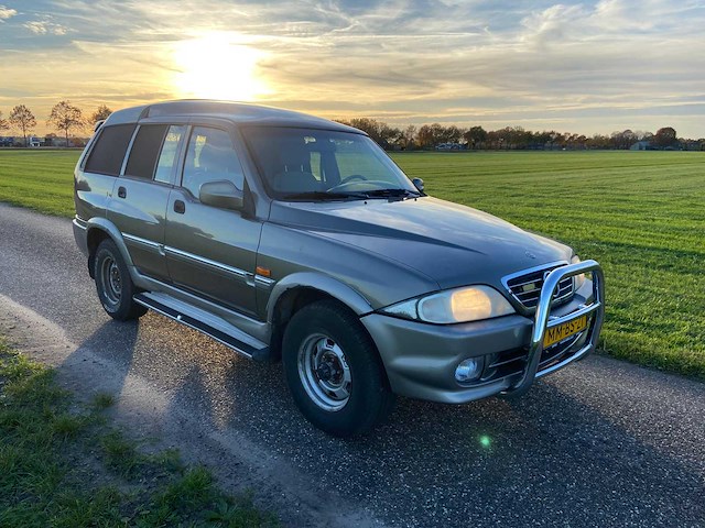 Ssangyong - musso td 4x4 - personenauto - 2001 - afbeelding 12 van  17