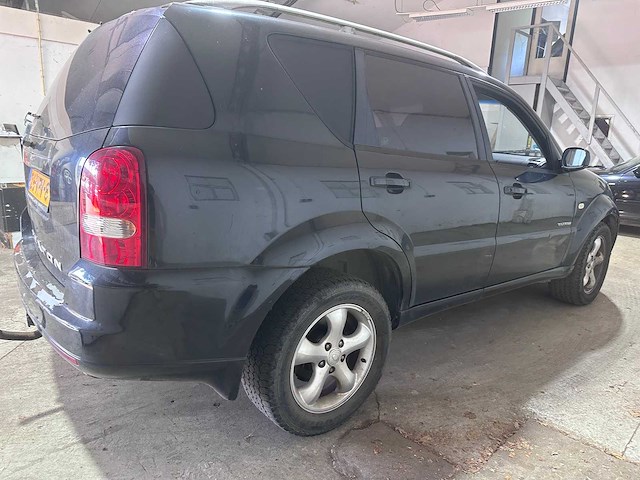Ssangyong - rexton - rx 270 xdi dynamic automaat- 26-vpv-8- 2008 - afbeelding 14 van  19