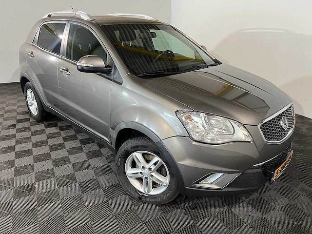 Ssangyong korando 2.0 xdi quartz 4wd, 5-zrb-33 - afbeelding 4 van  21