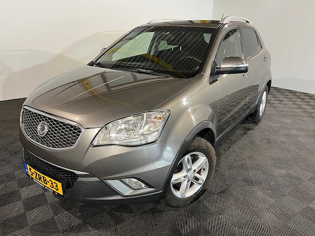 Ssangyong korando 2.0 xdi quartz 4wd, 5-zrb-33 - afbeelding 1 van  21