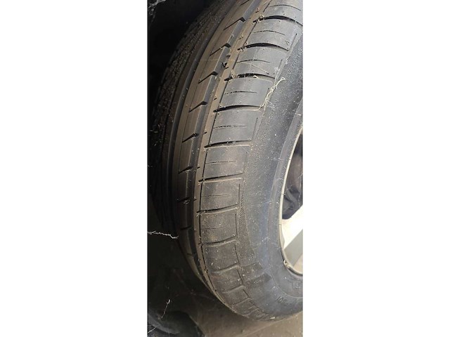 Ssangyong rexton personenauto (grijs kenteken) - afbeelding 2 van  15