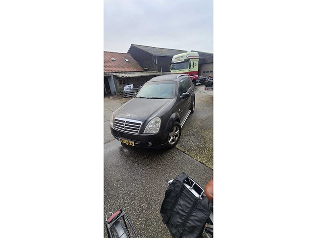 Ssangyong rexton personenauto (grijs kenteken) - afbeelding 11 van  15