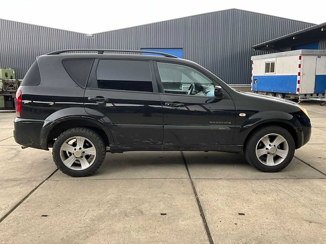 Ssangyong rexton rx 270 xdi s bedrijfswagen - afbeelding 22 van  25