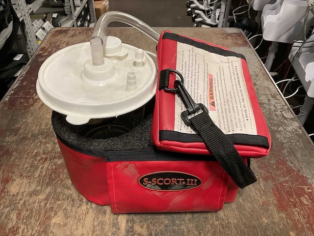 Sscor inc s-scort iii medical suction equipment - afbeelding 3 van  4