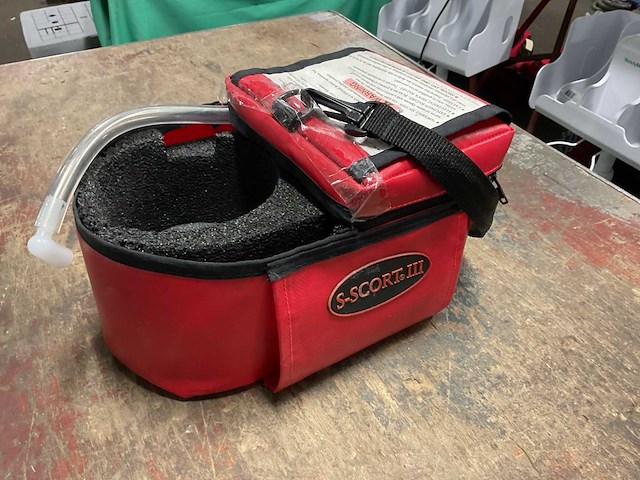 Sscor inc s-scort iii medical suction equipment - afbeelding 1 van  5