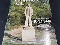 Sta een ogenblik stil. 1940/45 - afbeelding 1 van  5