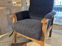 Sta-op stoel, blauw stof, elektrisch verstelbaar - afbeelding 3 van  4