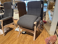 Sta-op stoel, grijs stof, elektrisch verstelbaar - afbeelding 1 van  4